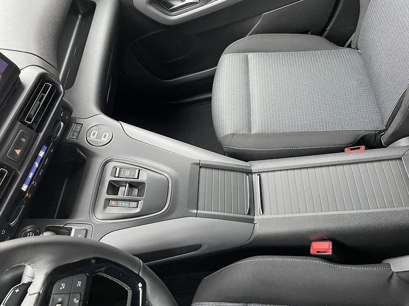 Toyota ProAce City Verso 1.5D 130k Long VIP ODBĚR 1/27 - fotka 26 z 30