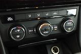 Škoda Superb (2016) 1.6 TDI, Xenony, Tempomat - náhled 11