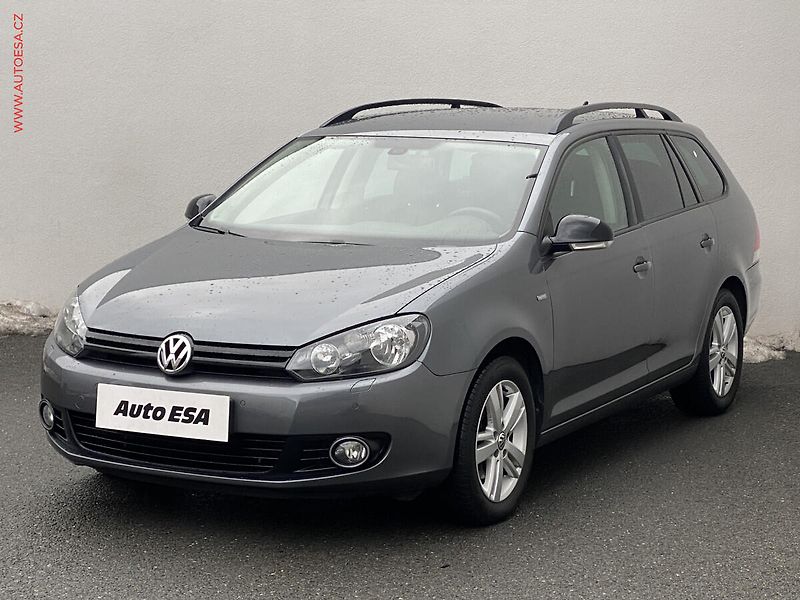 Volkswagen Golf (2012) 1.2 TSi, Match, +ALU - fotka 3 z 17