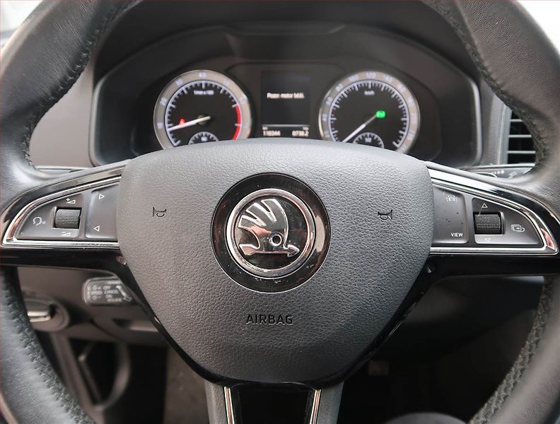 Škoda Karoq (2020) Style 1.5 TSI - fotka 20 z 20
