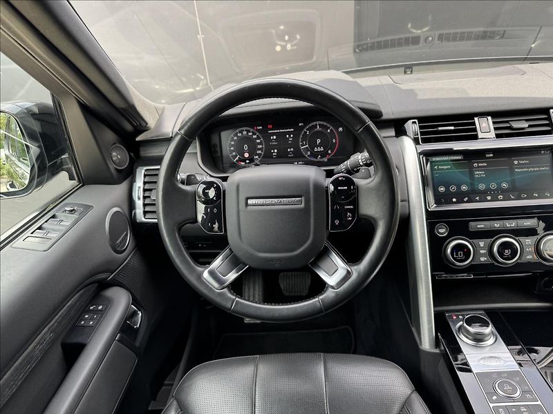 Land Rover Discovery 3,0 SDV6 HSE AWD AT DPH - fotka 16 z 35