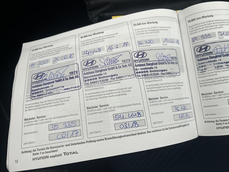 Hyundai i10 (2015) 1.0i 49kw, REZERVACE - fotka 27 z 28