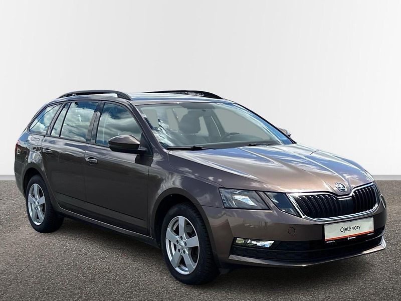 Škoda Octavia AMBITION 4X4 - fotka 14 z 24