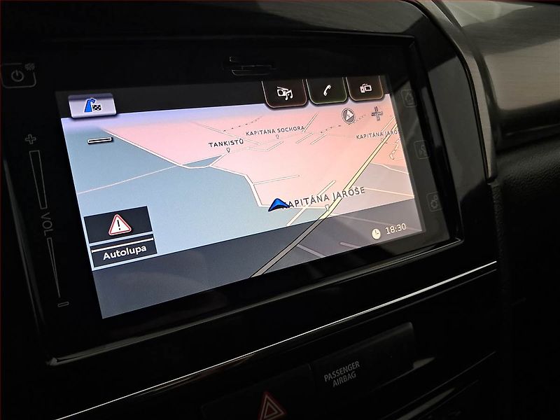 Suzuki Vitara (2017) S 1.4 BoosterJet, ČR,1.maj - fotka 13 z 21