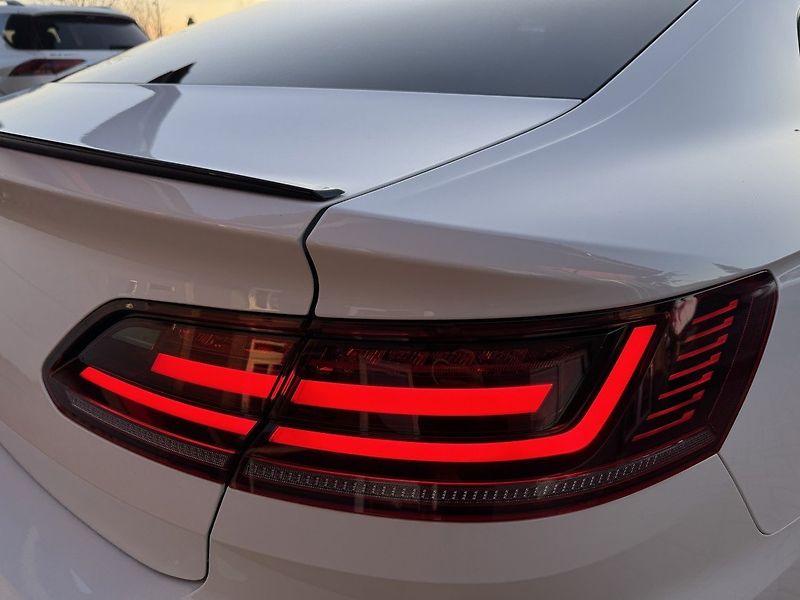 Volkswagen Arteon (2019) 2.0TDi DSG 140kW R-Line - fotka 41 z 50