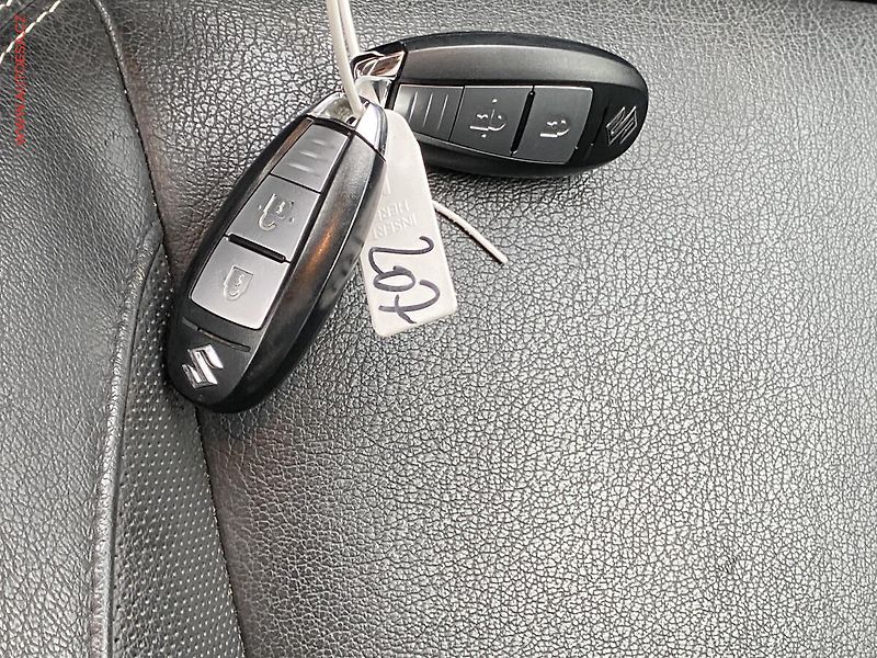 Suzuki S-Cross (2014) 1.6 VVT AllGrip, Premium - fotka 19 z 19