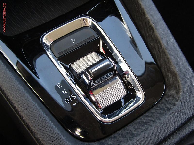 Škoda Octavia (2022) 2.0 TDi, Style, DSG, TZ - fotka 15 z 25