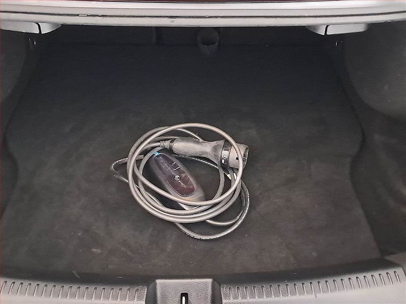Mercedes-Benz CLA (2020) 250 e - fotka 23 z 24