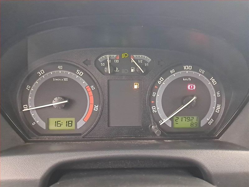 Škoda Fabia (2008) 1.2 12V, po STK, Tažné - fotka 11 z 14
