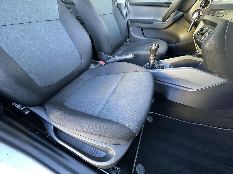Škoda Fabia (2017) 1.0MPI 40kW * KLIMA * 1.Maj. * - fotka 15 z 32