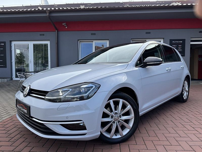 Volkswagen Golf (2017) 1.4TSi HighLine LED Navi Pano - fotka 4 z 50