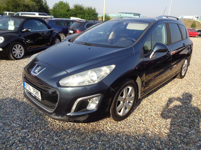 Peugeot 308 1,6 LPG - fotka 3 z 16