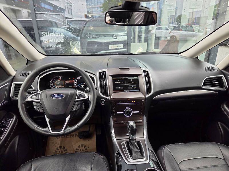 Ford Galaxy 2.0 TDCI Automat Titanium+ - fotka 16 z 43