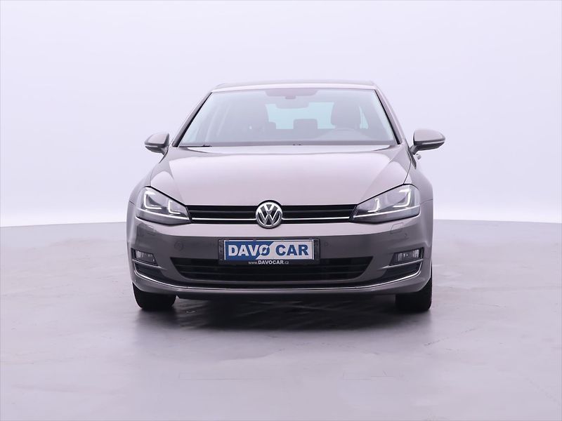 Volkswagen Golf 1,4 TSI 110kW Highline Navi - fotka 2 z 34
