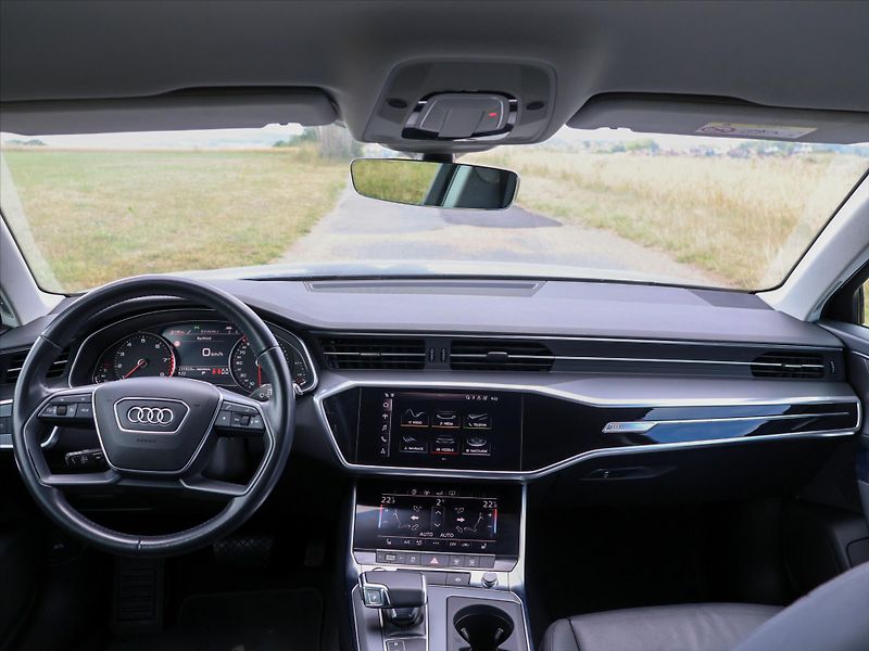 Audi A6 2,0 45 TFSI 180kW S tronic DPH - fotka 26 z 33