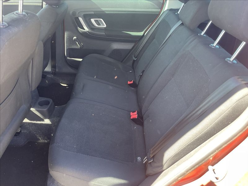 Škoda Fabia 1,4 i 16V Klima Elegance Klima - fotka 8 z 41