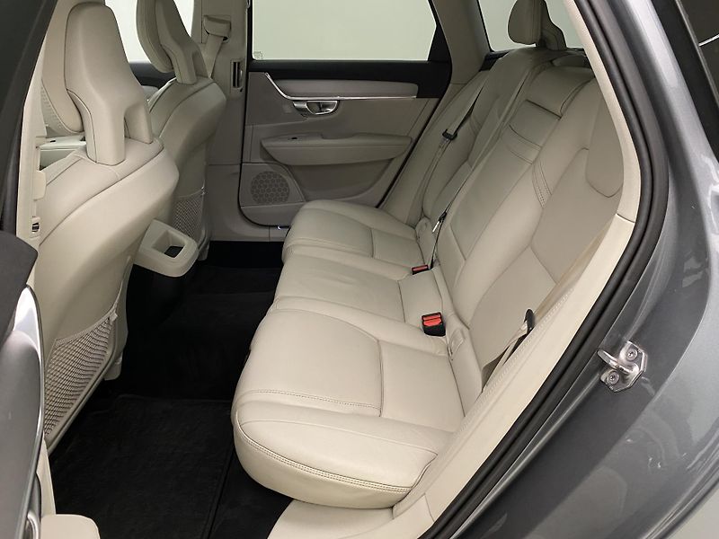 Volvo V90 D5 AWD INSCRIPTION AUT CZ - fotka 5 z 50