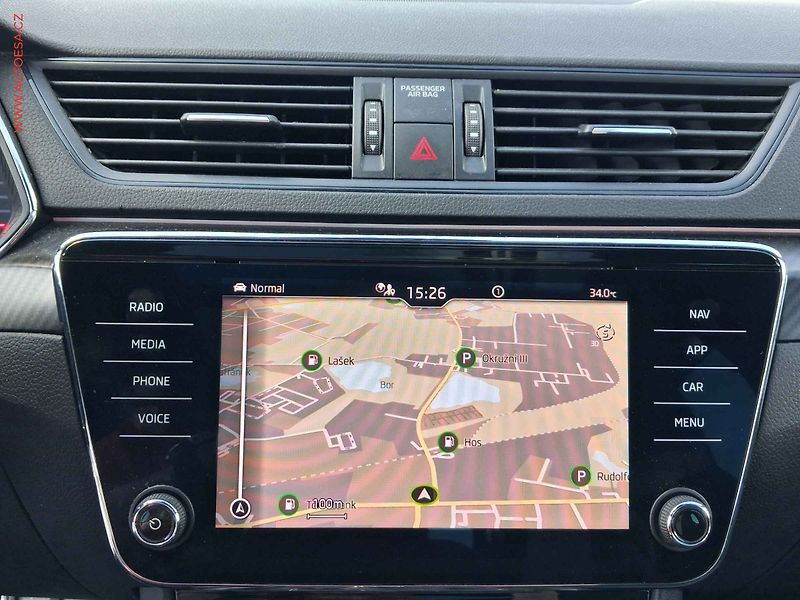 Škoda Superb (2021) 1.5 TSi, SportLine, DSG - fotka 18 z 29