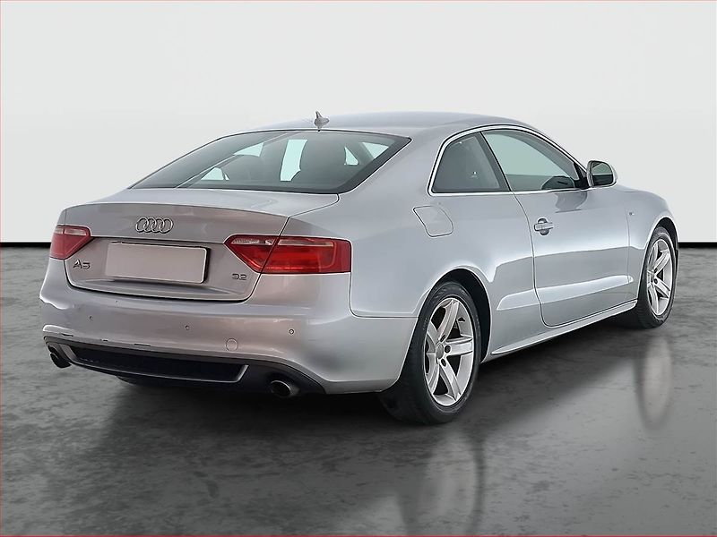 Audi A5 (2008) 3.2 FSI, Automat, Navi, Xenony - fotka 5 z 19