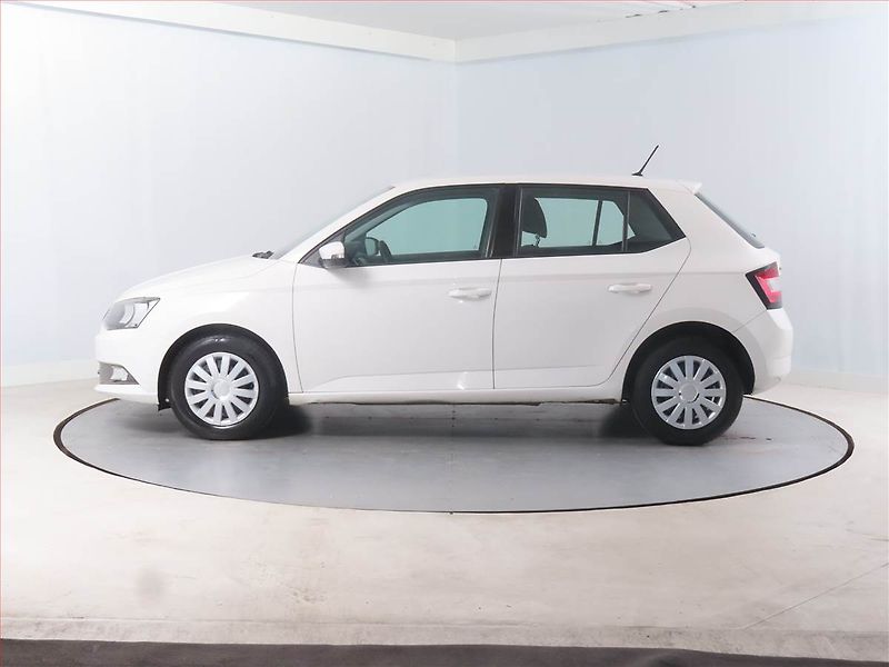 Škoda Fabia (2015) Ambition 1.2 TSI, Tempomat - fotka 3 z 13