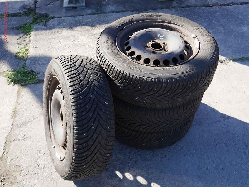 Ford S-MAX (2008) 2.0TDCi, AC, park.čidla - fotka 16 z 16