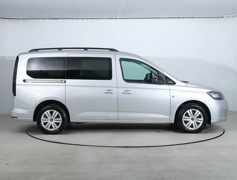 Volkswagen Caddy (2023) Maxi 1.5 TSI, 7Míst, DPH - fotka 6 z 19