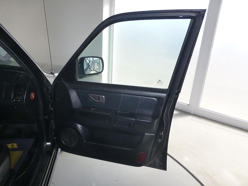 Hyundai Terracan (2002) 2.9CRDi*TAŽNÉ*KLIMA*4X4*NAVIGA - fotka 17 z 24