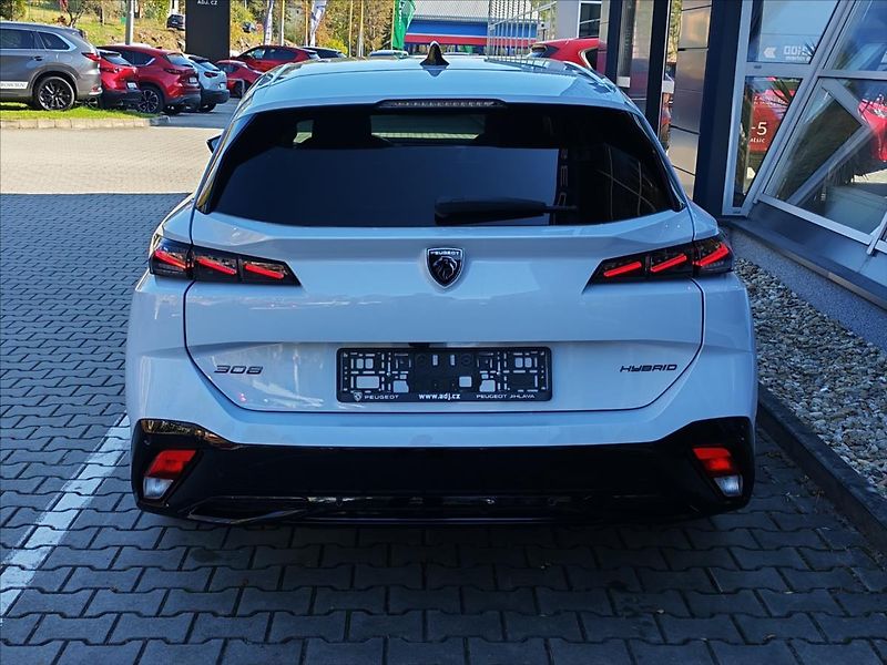 Peugeot 308 (2026) SW ALLURE Hybrid 145 e-DCS6 - fotka 5 z 18