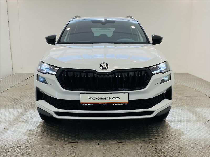 Škoda Karoq 2,0 TDI 110kW DSG 4x4 Sportlin - fotka 4 z 27