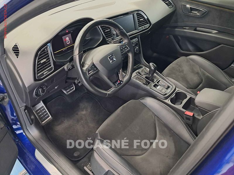 Cupra Leon (2018) 2.0 TSi 4x4, servis.kniha, AT - fotka 3 z 3
