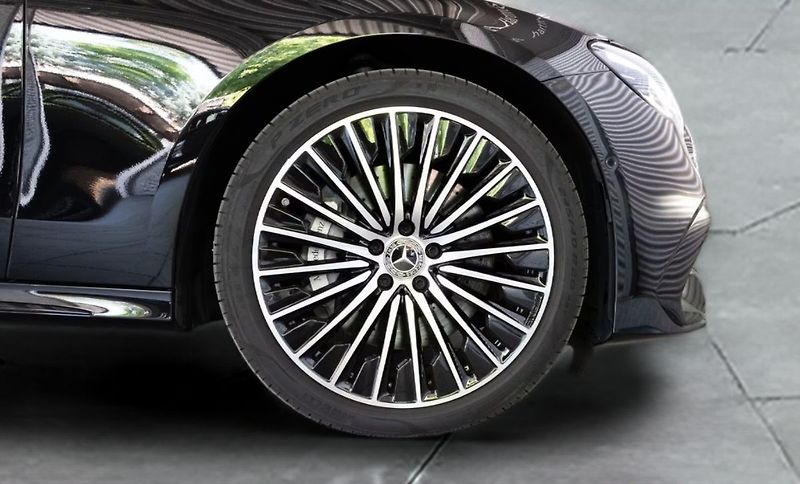 Mercedes-Benz Třídy E d AMG Premium Airmatic - fotka 6 z 12