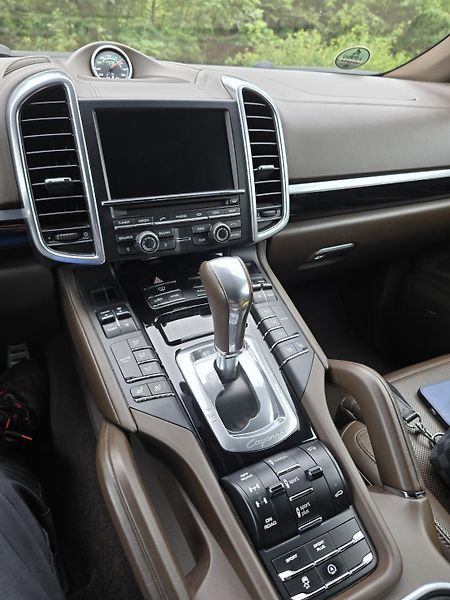 Porsche Cayenne (2015) 4,2 S,ČR,1.maj, Záruka, DPH - fotka 8 z 20