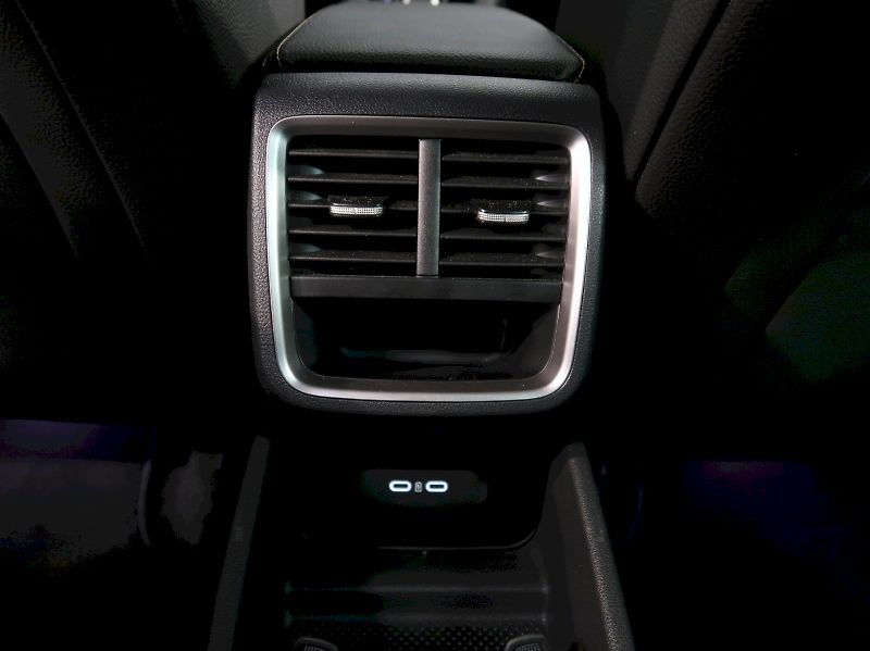 Škoda Octavia (2025) TOP SELECTION 2.0TDI 110KW DSG - fotka 36 z 39