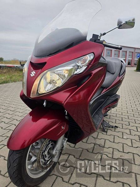 Suzuki Burgman 400 (2008) - fotka 11 z 13
