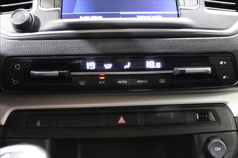 Peugeot Expert 2,0 HDI 6-MÍST L3 145k MAN 6 - fotka 24 z 31