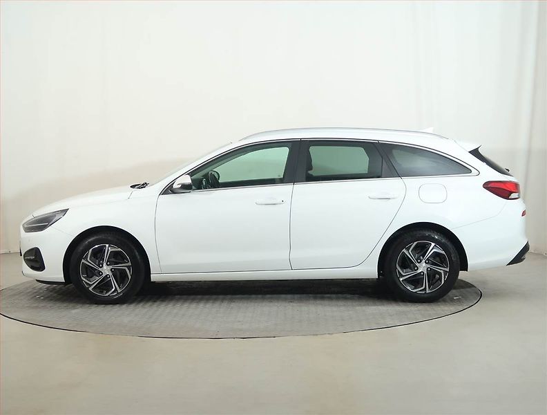 Hyundai i30 (2021) 1.6 CRDi, ČR,1.maj, Tempomat - fotka 3 z 14