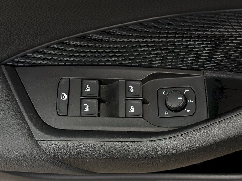 Škoda Octavia (2024) 1.5 TSI 85 kW Selection - fotka 8 z 20
