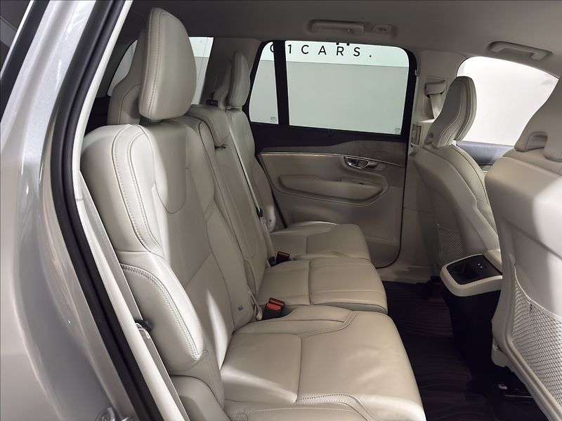 Volvo XC90 2,0   B5 POLESTAR HARMAN 360 - fotka 28 z 40