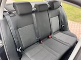 Volkswagen Golf 1.4 59KWMPI,NAVI,DVD,TZ,2xKOLA - náhled 19