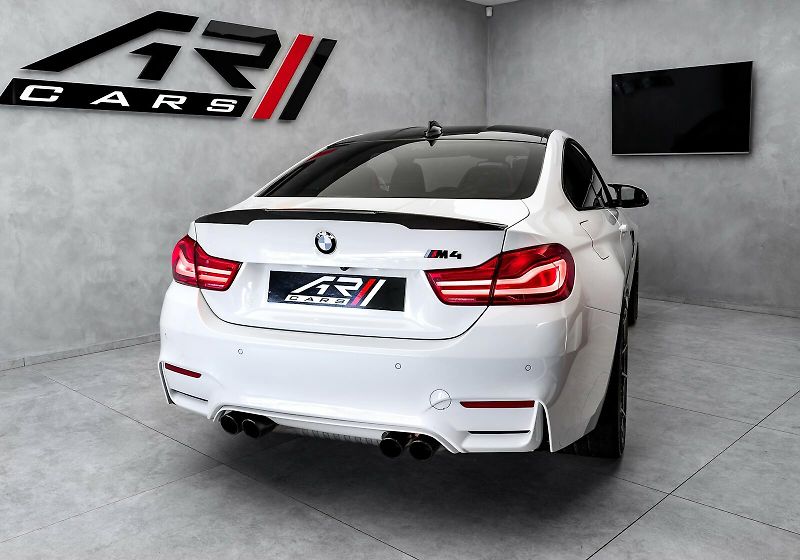 BMW M4 (2015) 3.0 /382kW - fotka 6 z 24