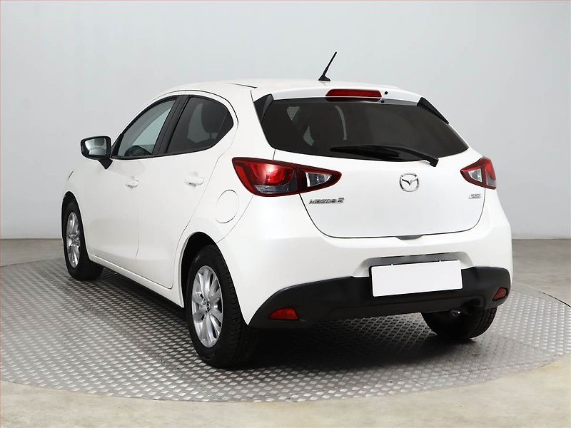Mazda 2 (2015) 1.5 16V, Tempomat - fotka 4 z 15