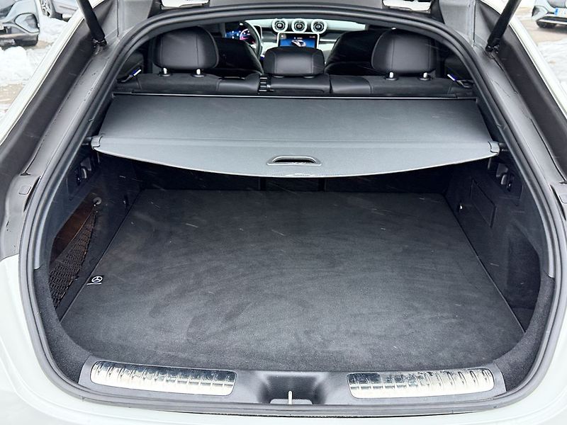 Mercedes-Benz GLC 220 d AMG 4MATIC kupé - fotka 12 z 31