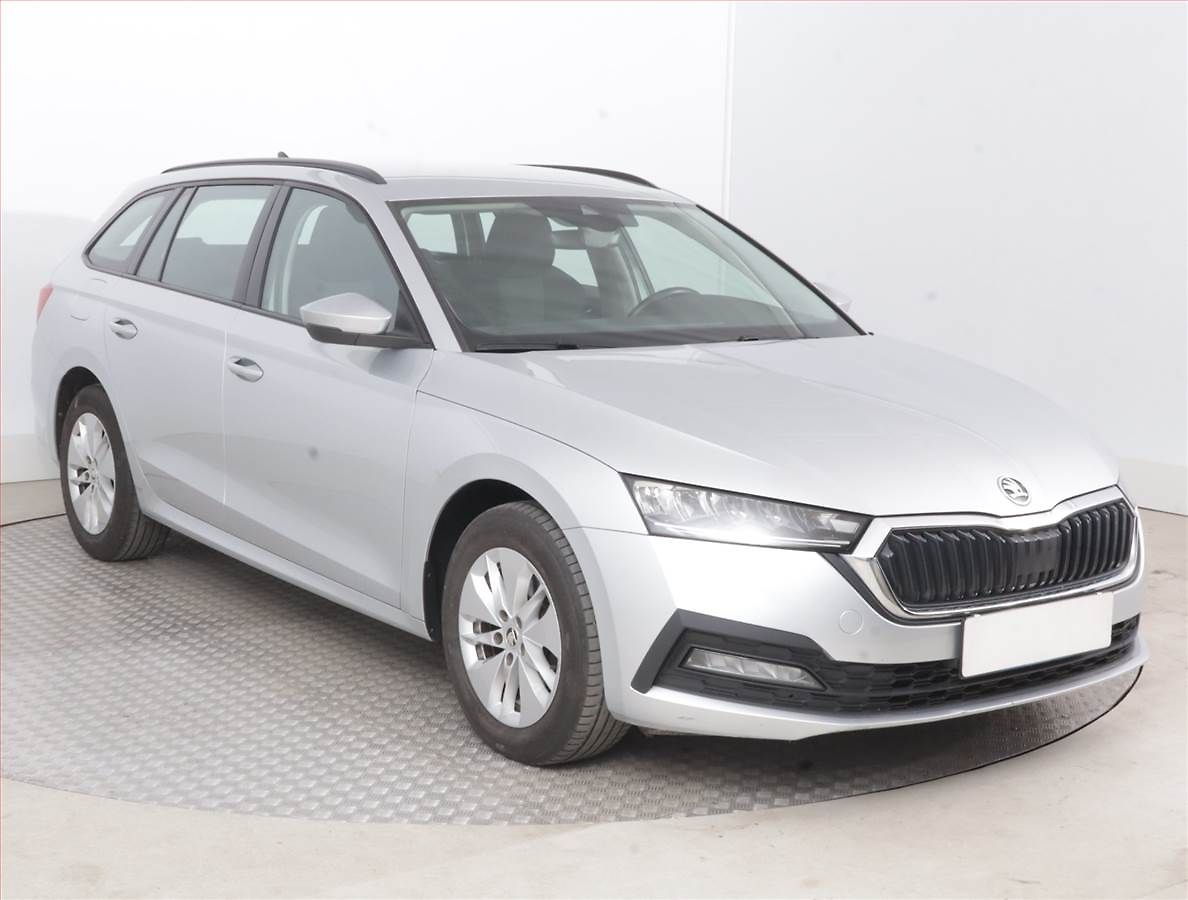 Škoda Octavia Ambition 2.0 TDI, ČR,1.maj