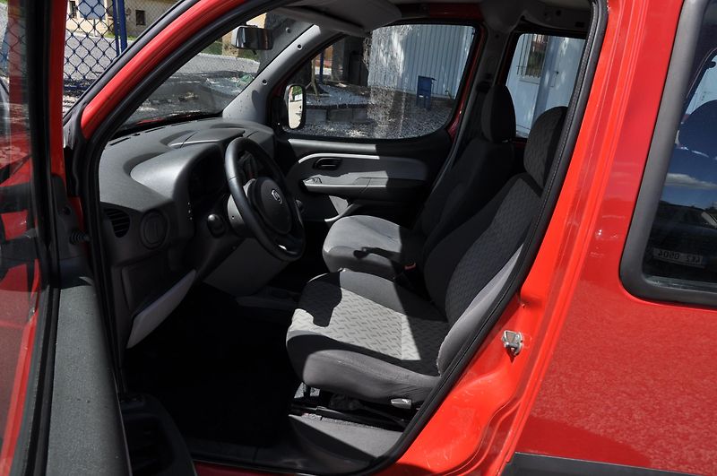 Fiat Dobló 1.3 MultiJet 62kW - fotka 6 z 10