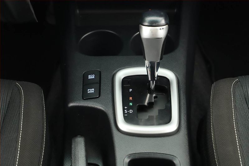 Toyota Hilux (2020) 2.4 D-4D - fotka 10 z 18