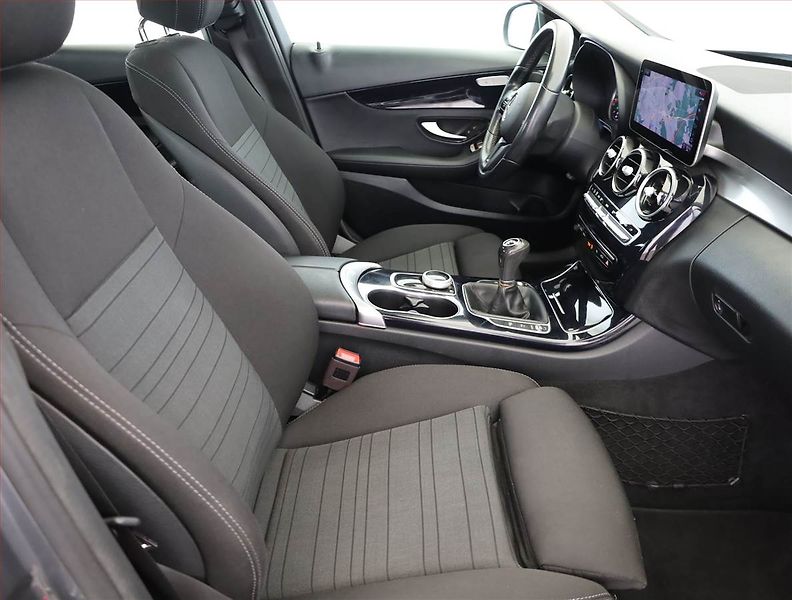 Mercedes-Benz Třídy C (2020) C 200 d, Navi, Tempomat - fotka 7 z 21
