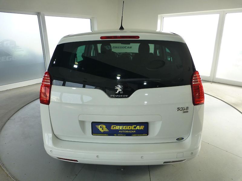 Peugeot 5008 (2014) 1,6HDI*NAVIGACE.*PARKS**NEW - fotka 7 z 31