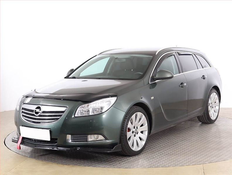Opel Insignia (2010) 2.0 CDTI, Serv.kniha, nová STK - fotka 2 z 16