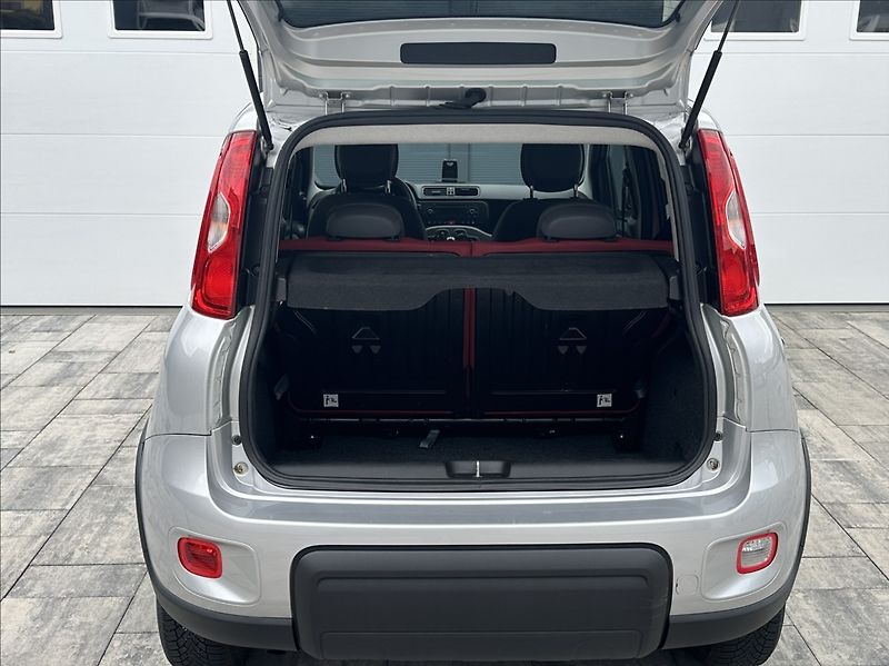Fiat Panda 1,3 JTD 75PS  Pop 4x4 - fotka 35 z 49