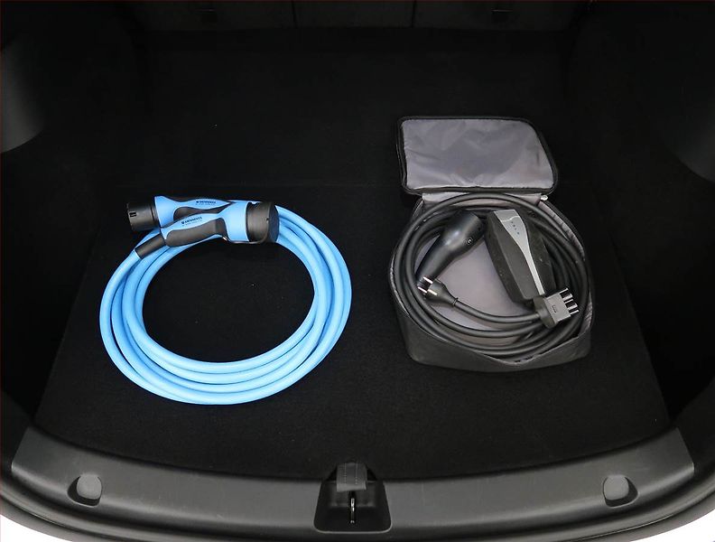 Tesla Model Y (2023) RWD LFP 60kWh, SoH 97% - fotka 33 z 33